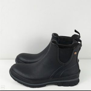 Like New Bogs Women's Amanda Waterproof Chelsea Boots Size 10 Black